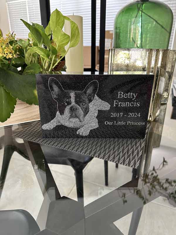 Customer Image Review for 10” x 6” Granite Dog Headstone