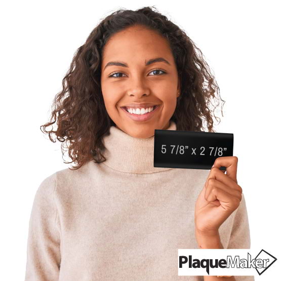 Size Guide With Happy Woman Holding Up A Black Aluminum Power Bank And Showing Measurements Against A White Background